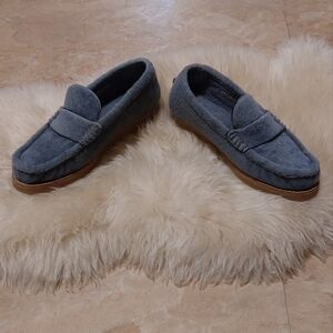 Stuart Weizmann Bromley lamb fur loafers size 7M